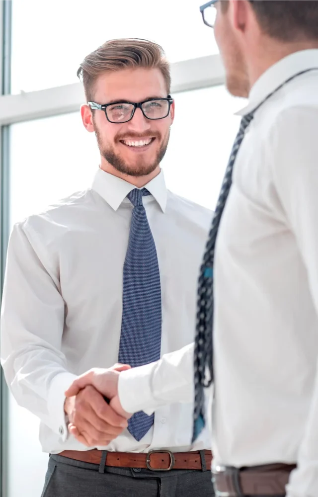 Étudiant international souriant